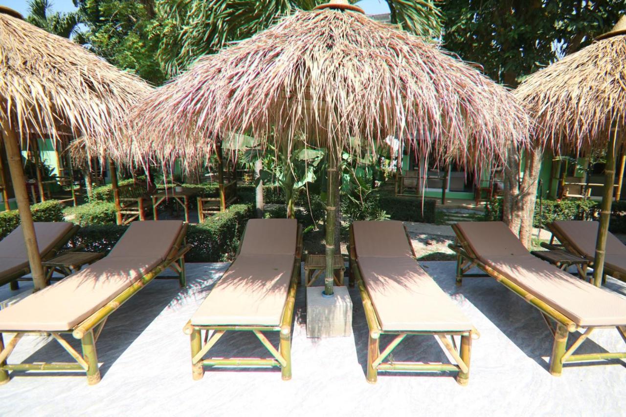 ホテル Avocado Koh Samui ボプート エクステリア 写真
