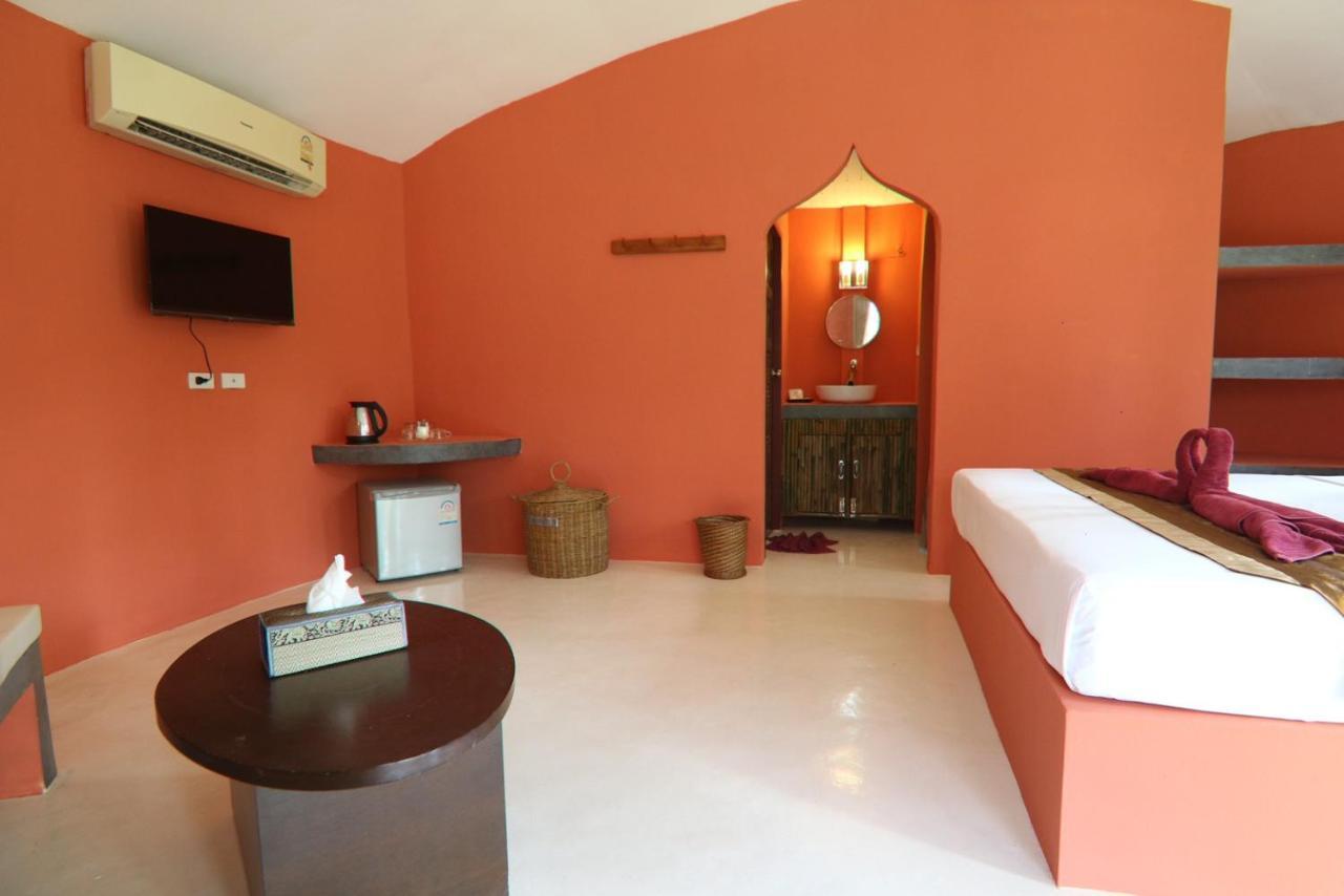 ホテル Avocado Koh Samui ボプート エクステリア 写真