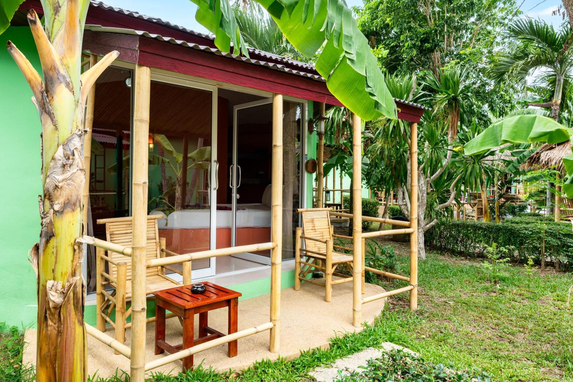 ホテル Avocado Koh Samui ボプート エクステリア 写真