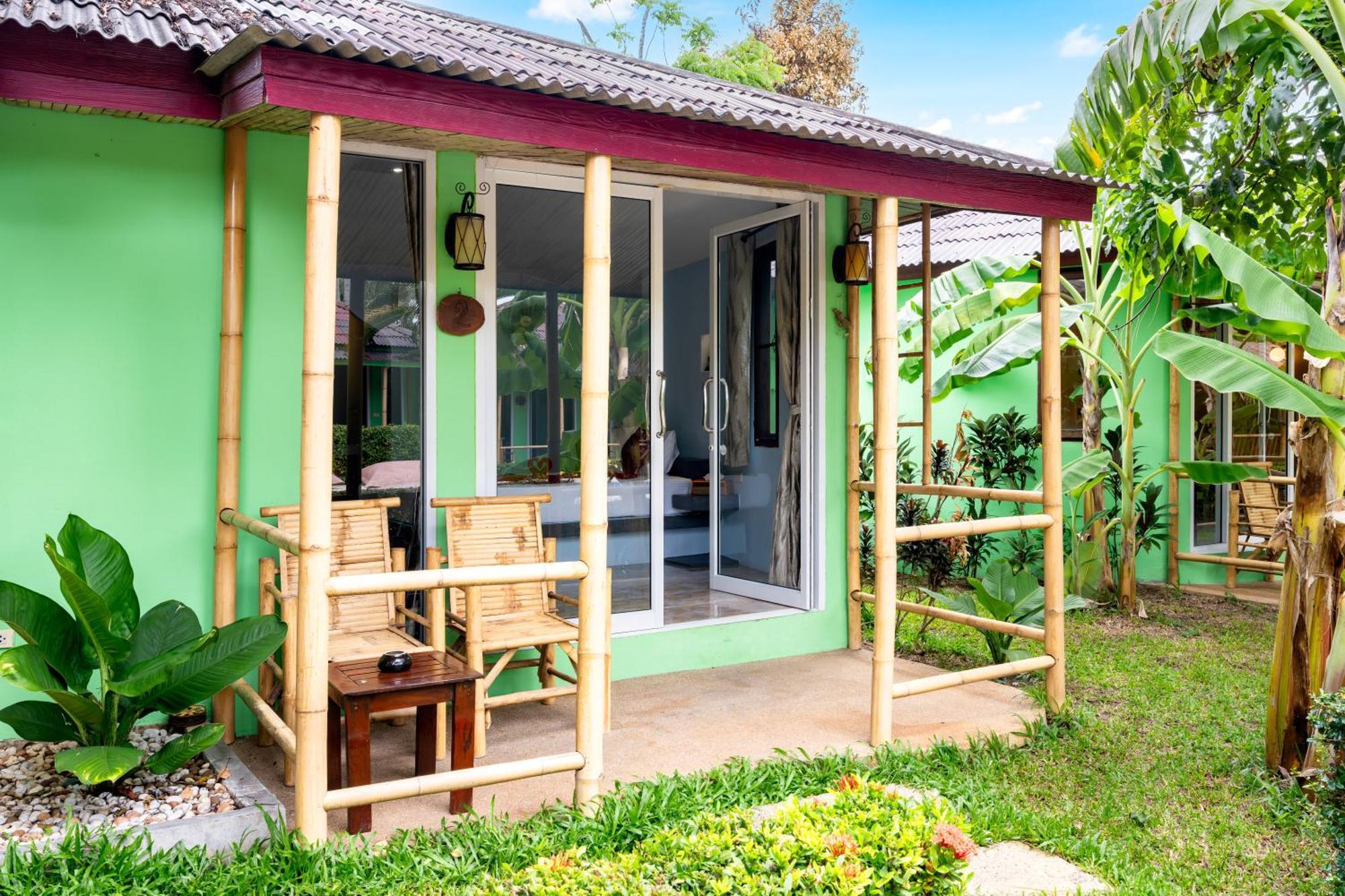 ホテル Avocado Koh Samui ボプート エクステリア 写真