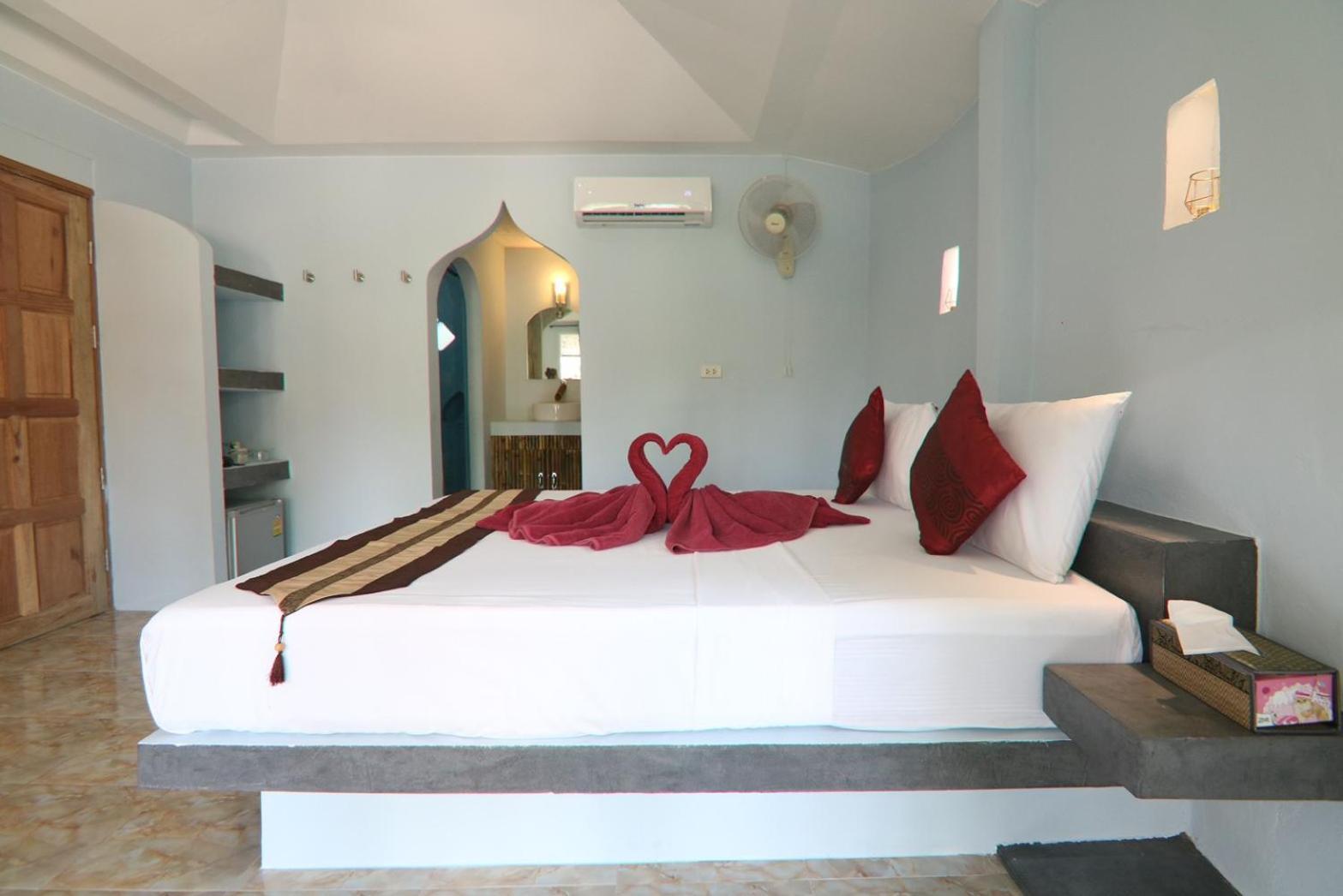 ホテル Avocado Koh Samui ボプート 部屋 写真
